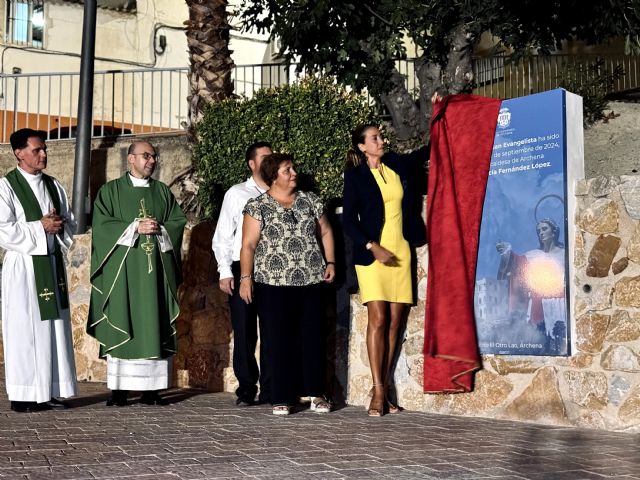 Archena inaugura la nueva Plaza San Juan Evangelista