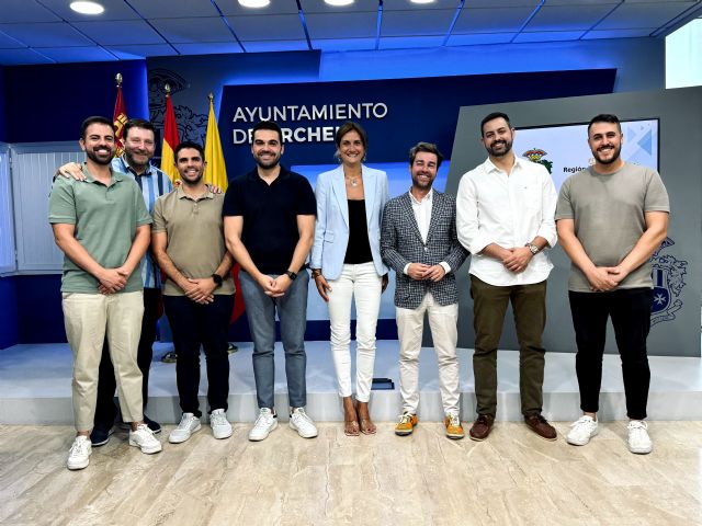 Patricia Fernández se reúne con el director general de Deportes para planificar la próxima temporada con motivo del ascenso del equipo de Baloncesto a LEB Plata